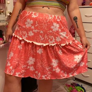 Pink hibiscus y2k mini skirt!